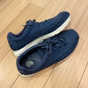 Nike Mayfly Woven Suede Coastal Blue Women’s size 8 sneakers